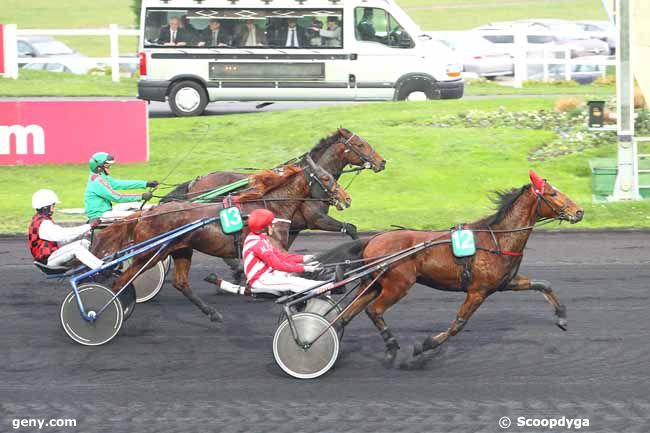 18/12/2015 - Vincennes - Prix des Glaïeuls (gr B) : Arrivée