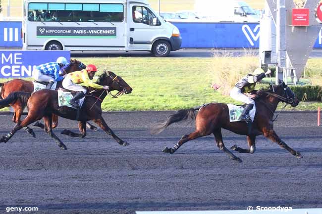 21/02/2023 - Vincennes - Prix d'Avenches : Arrivée