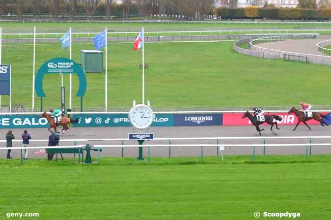 12/11/2024 - Chantilly - Prix de la Voie du Garde : Arrivée