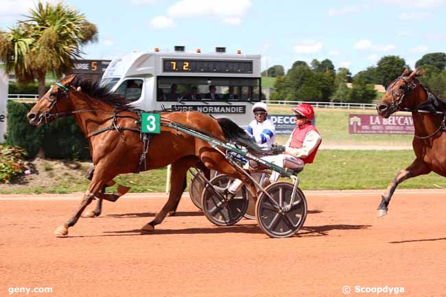 17/07/2023 - Vire - Prix Charcutier Traiteur Vernon Sourdeval : Arrivée