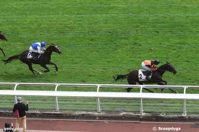 12/09/2023 - Auteuil - Prix Finot (Poulains) - Premier Peloton : Arrivée