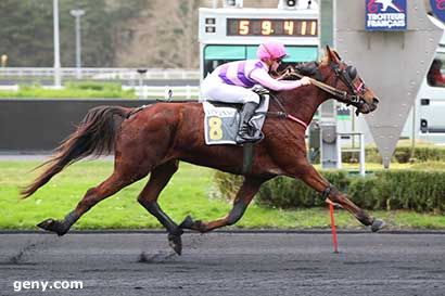 25/12/2023 - Vincennes - Prix de Fos-sur-Mer : Arrivée