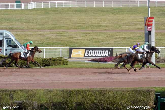 26/02/2010 - Enghien - Prix du Tarn : Arrivée