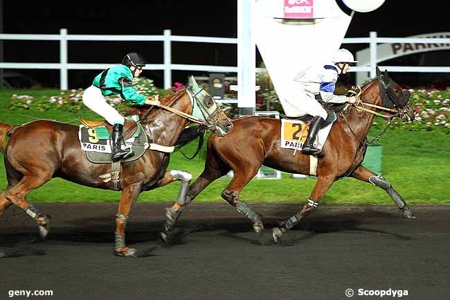 02/10/2015 - Vincennes - Prix Eliane de Bellaigue : Arrivée