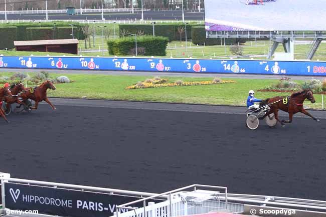 25/12/2020 - Vincennes - Prix du Gard : Arrivée