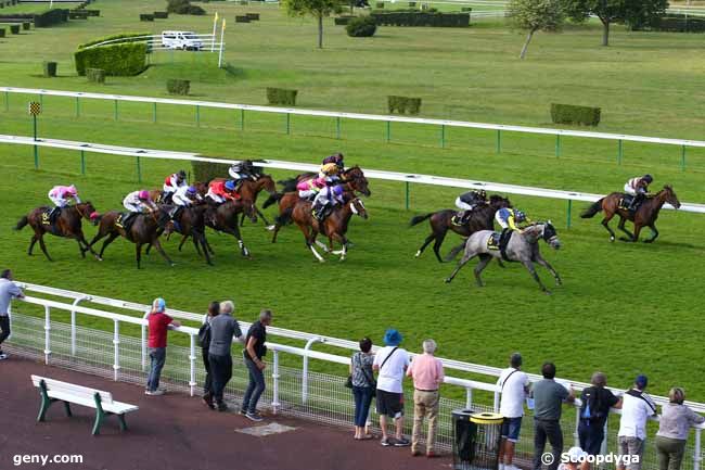 16/06/2025 - Compiègne - Prix des Hauts de France : Arrivée