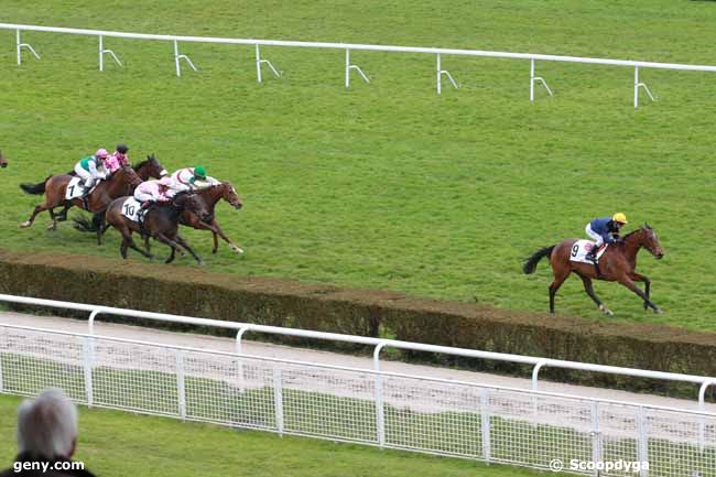 09/04/2013 - Saint-Cloud - Prix Parade d'Amour : Ankunft