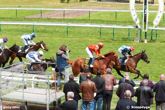 04/05/2017 - Compiègne - Prix de l'Epervier : Arrivée