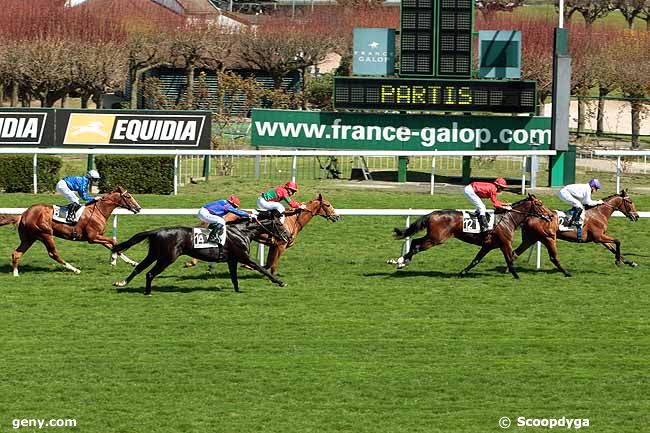 09/04/2010 - Saint-Cloud - Prix Pas de Deux : Arrivée