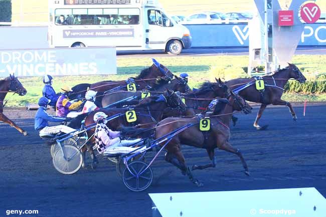 18/12/2021 - Vincennes - Prix d'Evrecy : Arrivée