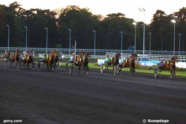 05/09/2025 - Vincennes - Prix Bruna : Arrivée
