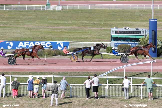 12/07/2025 - Enghien - Prix du Palais de Chaillot : Arrivée