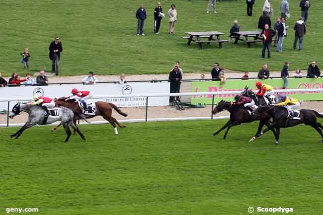 26/04/2009 - ParisLongchamp - Prix du Palais du Louvre : Ankunft