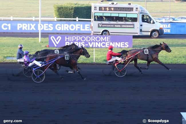 16/12/2022 - Vincennes - Prix des Giroflées : Arrivée