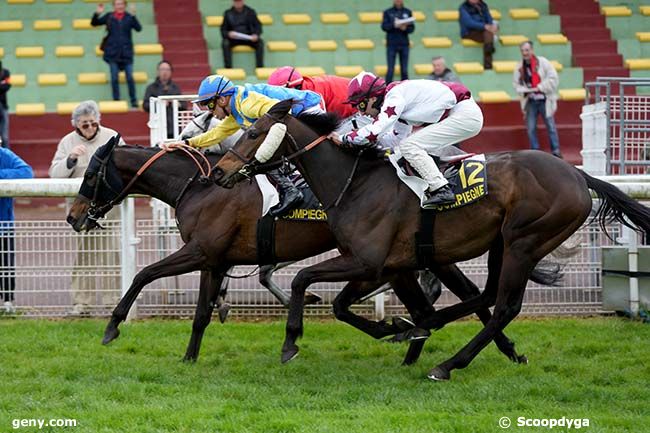 16/04/2024 - Compiègne - Prix des Beaux Monts : Arrivée