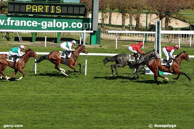 09/04/2010 - Saint-Cloud - Prix Vamos : Arrivée