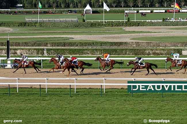 17/08/2011 - Deauville - Prix d'Yvetot : Ankunft