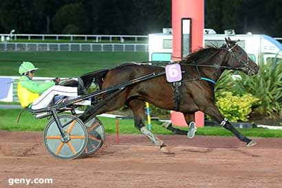 28/09/2024 - Enghien - Prix de la Place de l'Alma : Arrivée