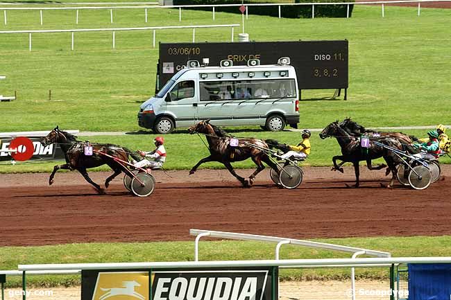 03/06/2010 - Vichy - Prix de Marcigny : Arrivée