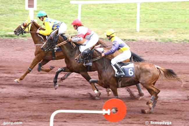 06/07/2011 - Vichy - Prix de Saint-Galmier (Gr. A) : Ankunft