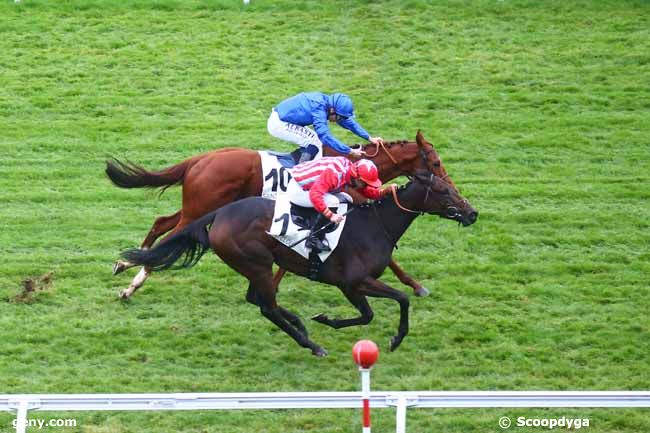 16/11/2021 - Saint-Cloud - Prix Tantième : Arrivée