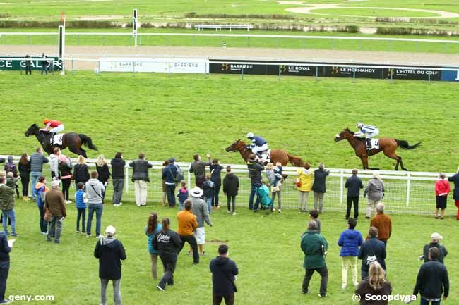 30/08/2020 - Deauville - Barrière Prix de Meautry : Arrivée