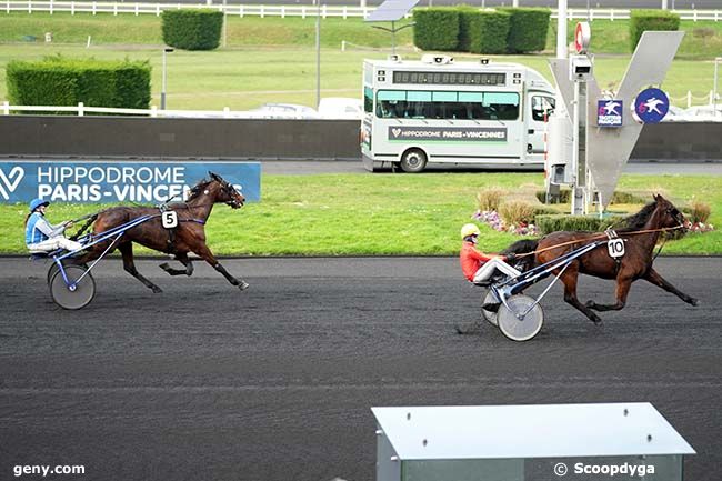 19/02/2024 - Vincennes - Prix de Balleroy : Arrivée