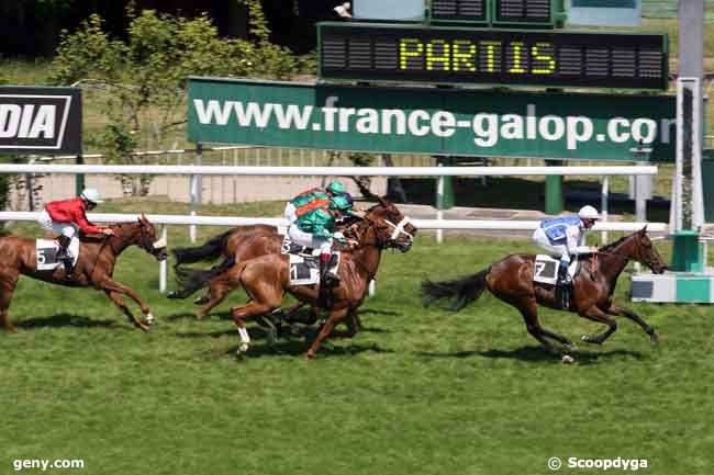 24/05/2010 - Saint-Cloud - Prix Corrida : Ankunft