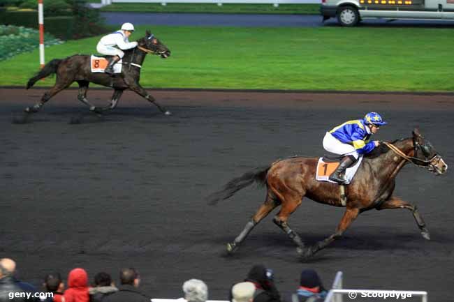 11/12/2011 - Vincennes - Prix de Castillonnés : Result