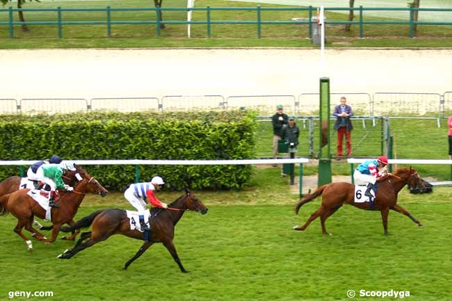 01/06/2014 - Chantilly - Prix du Gros-Chêne : Arrivée