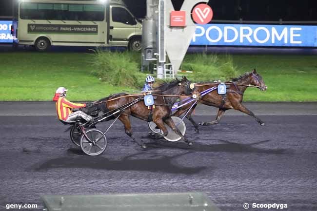 05/12/2022 - Vincennes - Prix de Cresserons : Result