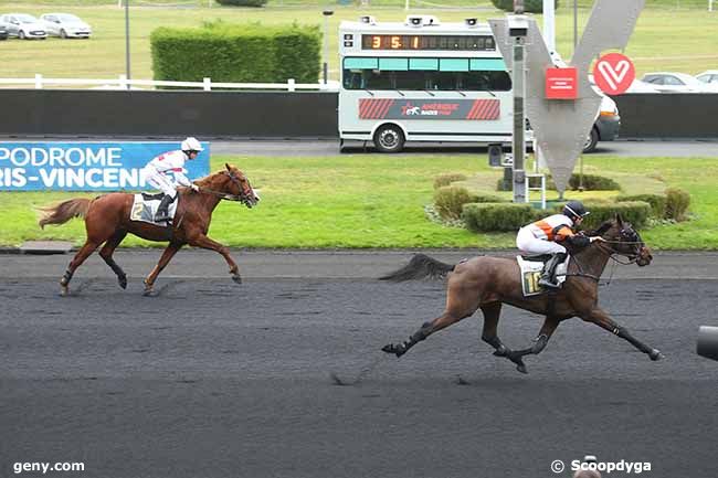 10/12/2023 - Vincennes - Prix de Villeroy : Arrivée