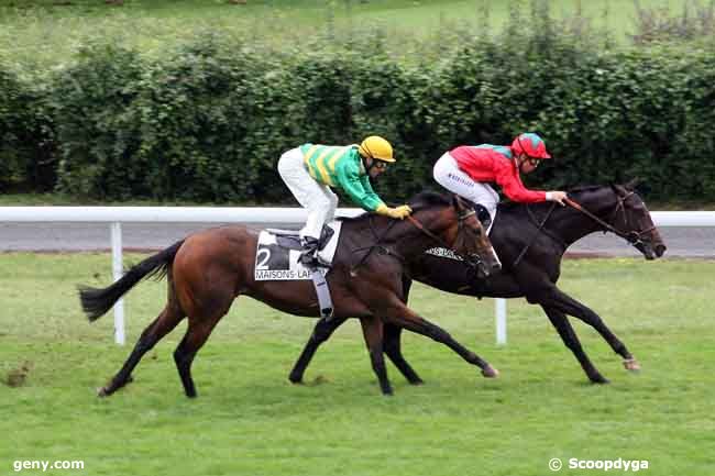 04/10/2010 - Maisons-Laffitte - Prix Commandeur : Ankunft