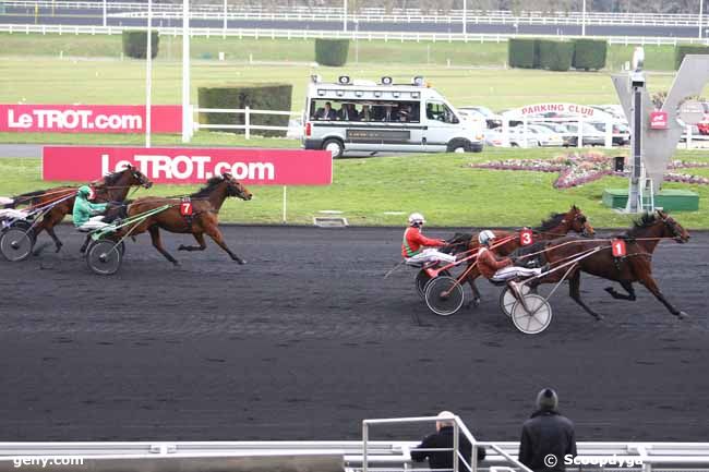 25/02/2016 - Vincennes - Prix d'Epinay : Arrivée