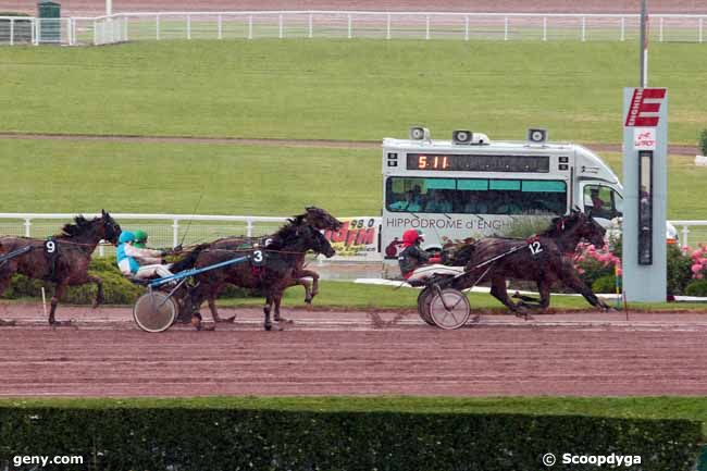 30/06/2016 - Enghien - Prix de la Place du Commerce (gr B) : Ankunft