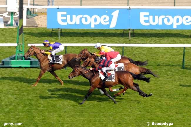 20/04/2010 - ParisLongchamp - Prix du Bord de l'Eau : Arrivée