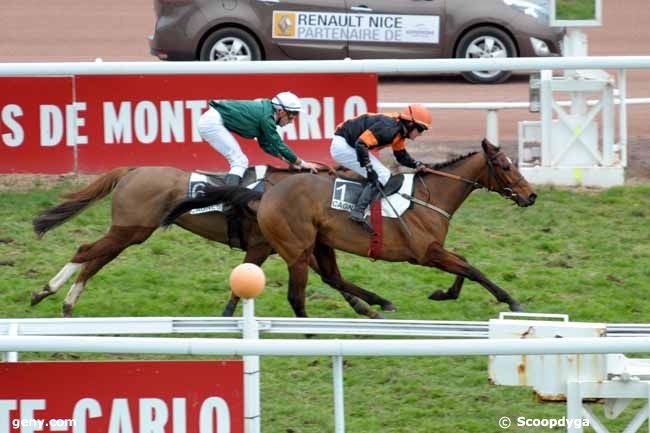 28/12/2009 - Cagnes-sur-Mer - Prix de l'Aquitaine : Arrivée