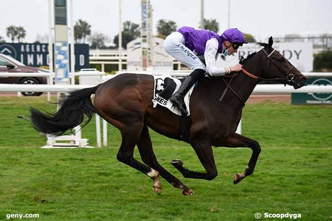 12/02/2021 - Cagnes-sur-Mer - Prix de Vichy : Arrivée