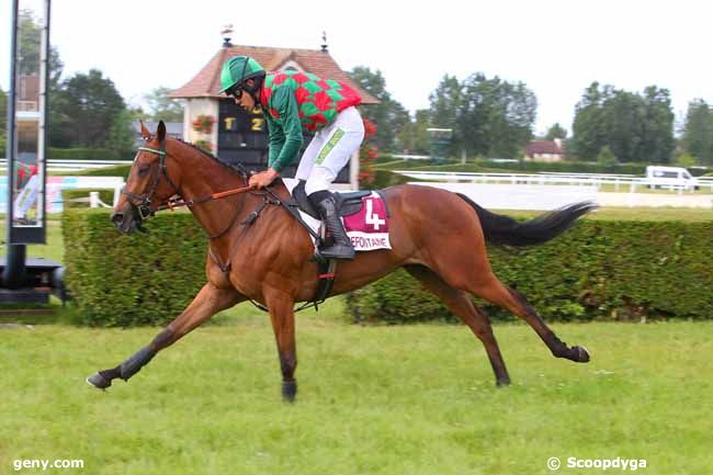 20/06/2022 - Clairefontaine-Deauville - Prix Coureuse de Nuit : Arrivée