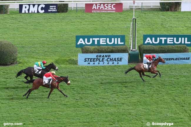 24/02/2024 - Auteuil - Prix Jean-Claude Evain : Arrivée