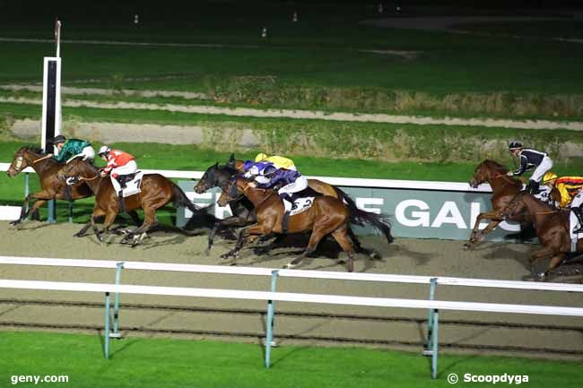 27/11/2024 - Deauville - Prix du Belvédère des Avaloirs : Arrivée