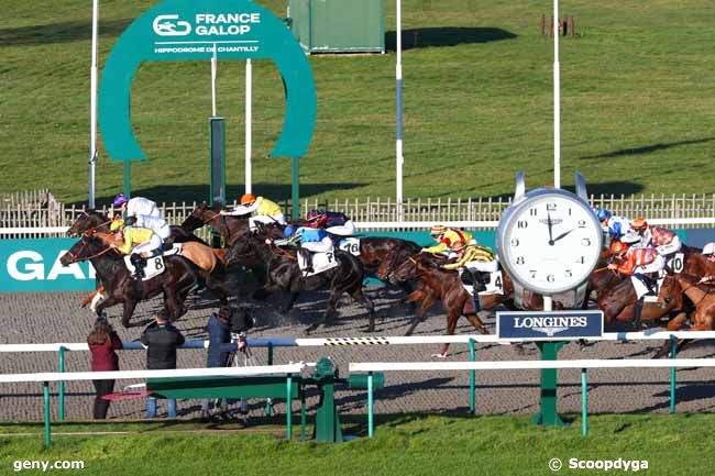 26/12/2024 - Chantilly - Prix de Pierrefonds : Ankunft