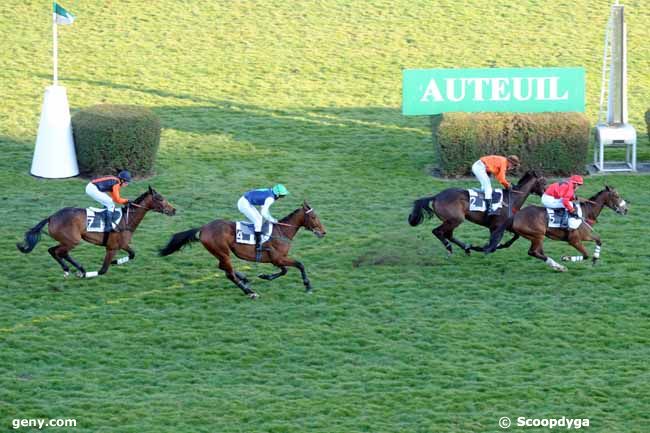 07/03/2010 - Auteuil - Prix Agitato : Arrivée