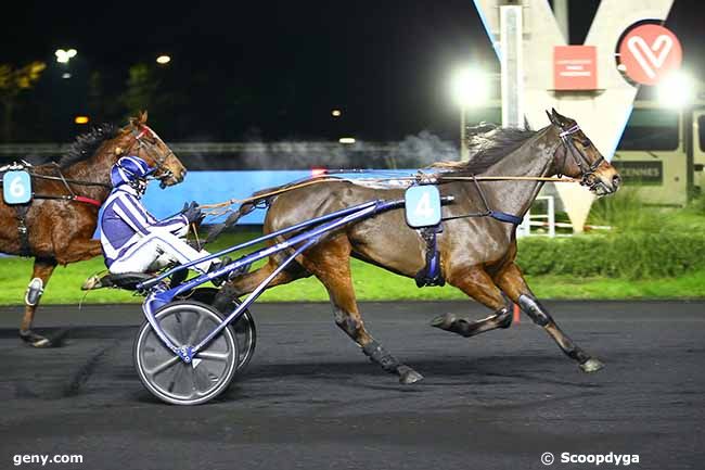 10/12/2022 - Vincennes - Prix d'Hautefort : Arrivée