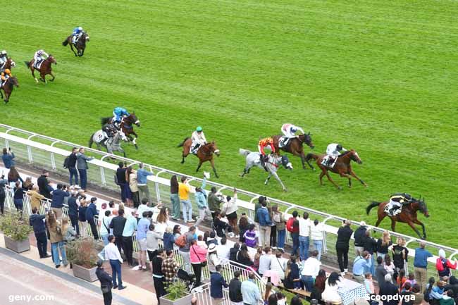 17/05/2025 - Auteuil - Prix le Parisien (Prix le Guales de Mézaubran) : Arrivée