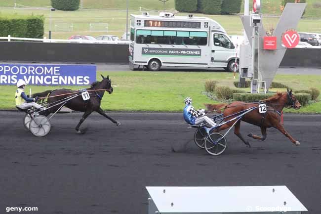 30/11/2023 - Vincennes - Prix d'Avranches : Arrivée