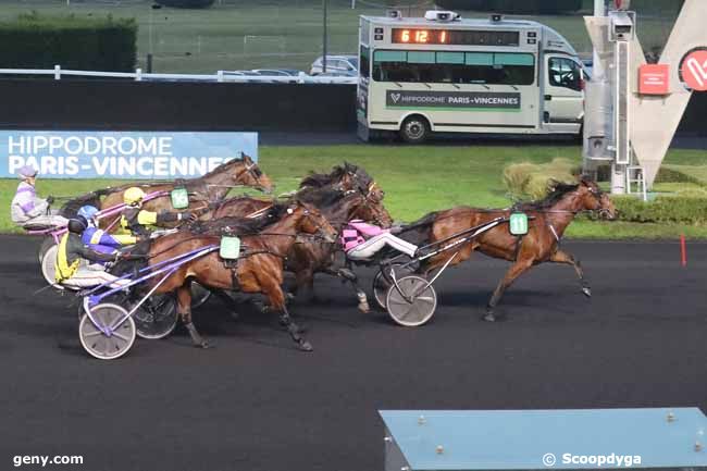 06/12/2023 - Vincennes - Prix de Décize : Arrivée