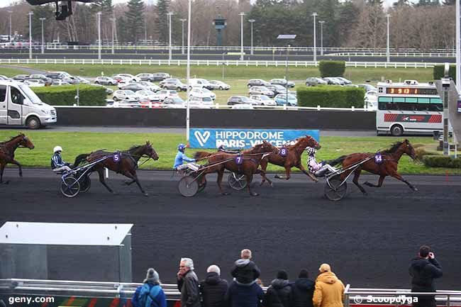 31/12/2023 - Vincennes - Prix de Condeé : Arrivée