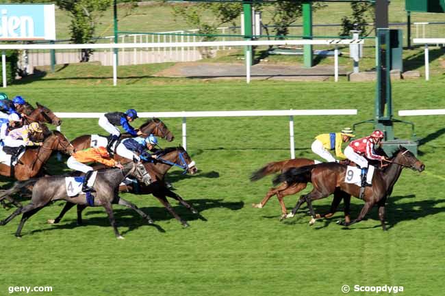 19/04/2017 - Saint-Cloud - Prix de Lescar : Arrivée