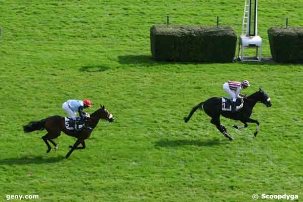 03/10/2007 - Auteuil - Prix Magicienne : Arrivée